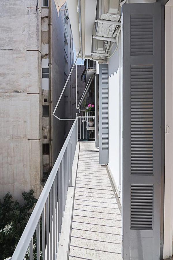 Spacious Two Bedroom Apartment In Central Location Athens Exterior photo